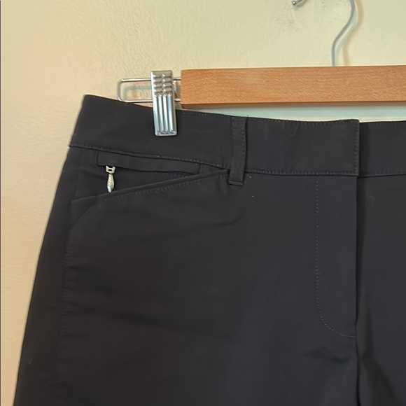 White House Black Market Women's Black Shorts Size 10 - Picture 5 of 6